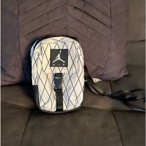 Nike Jordan mini crossover bag